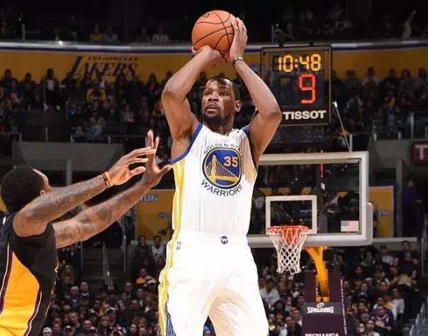 同龄段的高 同龄段的高